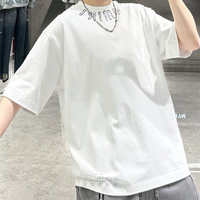 市场上装-T恤-休闲T恤