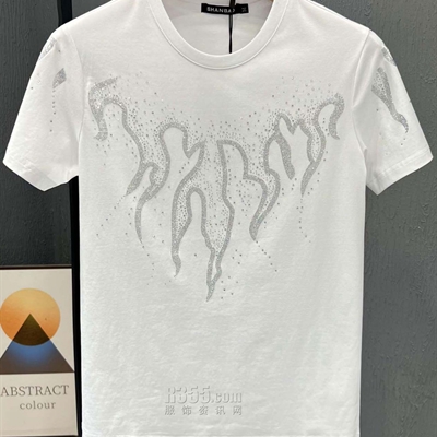 市场上装-T恤-欧货T恤