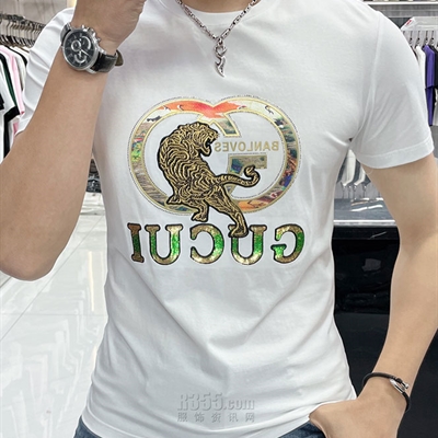 市场上装-T恤-欧货T恤