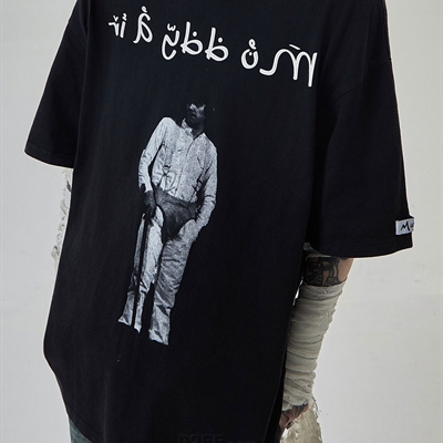 市场上装-T恤-电商T恤