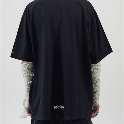 市场上装-T恤-电商T恤