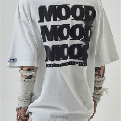 市场上装-T恤-电商T恤