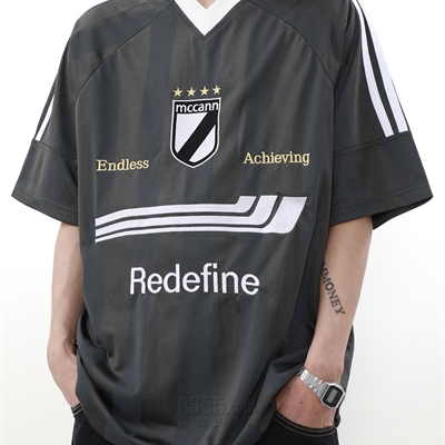 市场上装-T恤-电商T恤