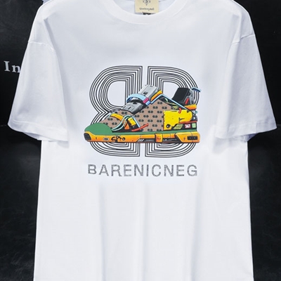 市场上装-T恤-欧货T恤