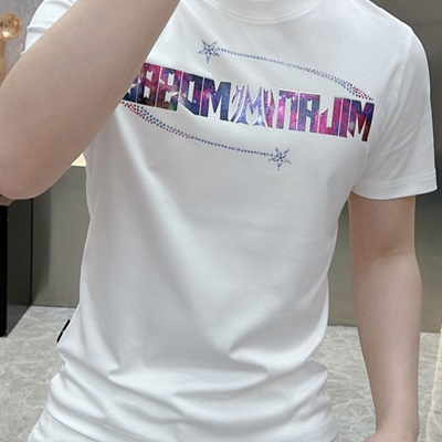 市场上装-T恤-欧货T恤