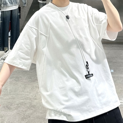 市场上装-T恤-休闲T恤