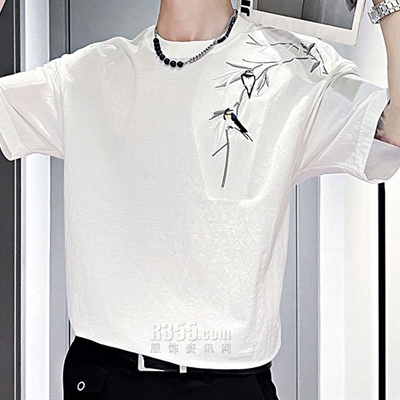 市场上装-T恤-休闲T恤