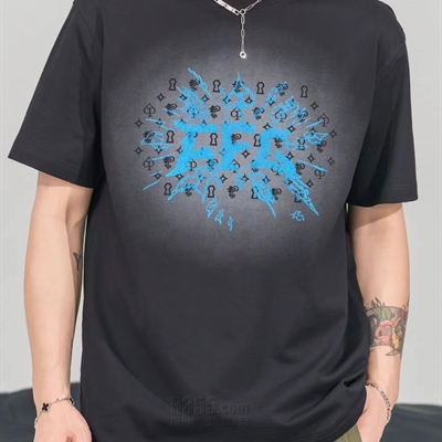 市场上装-T恤-欧货T恤