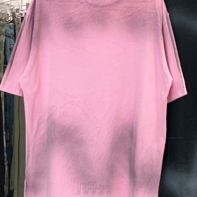 市场上装-T恤-欧货T恤