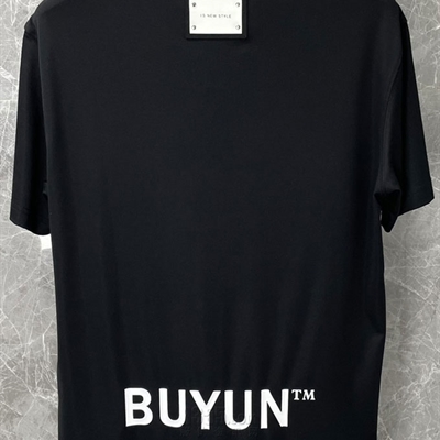 市场上装-T恤-欧货T恤