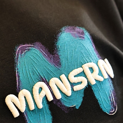 市场上装-T恤-欧货T恤