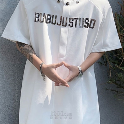 市场上装-T恤-电商T恤