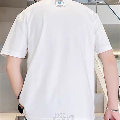 市场上装-T恤-欧货T恤