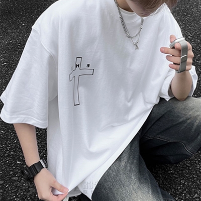 市场上装-T恤-电商T恤