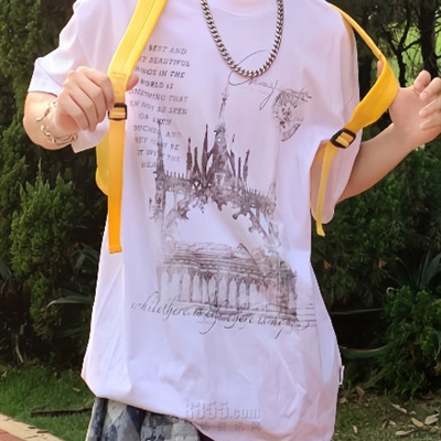 市场上装-T恤-电商T恤