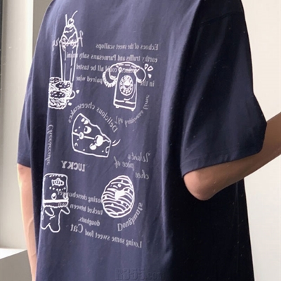 市场上装-T恤-电商T恤