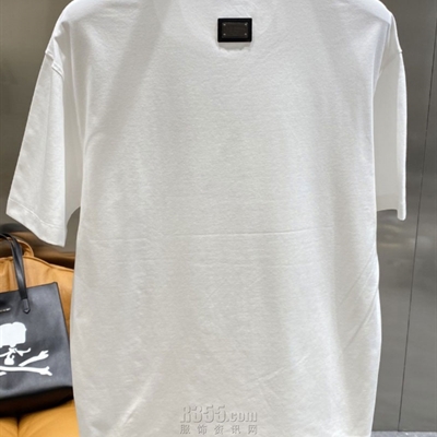 市场上装-T恤-欧货T恤