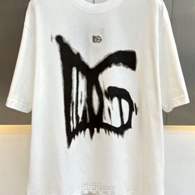 市场上装-T恤-欧货T恤