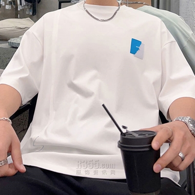 市场上装-T恤-休闲T恤