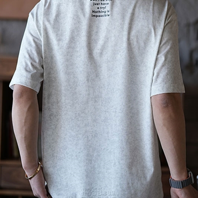 市场上装-T恤-休闲T恤