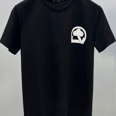 市场上装-T恤-欧货T恤