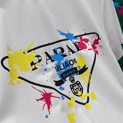 市场上装-T恤-欧货T恤