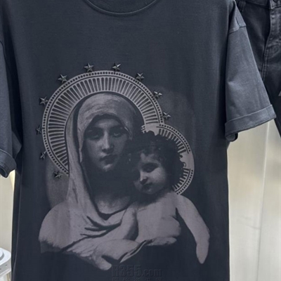 市场上装-T恤-欧货T恤