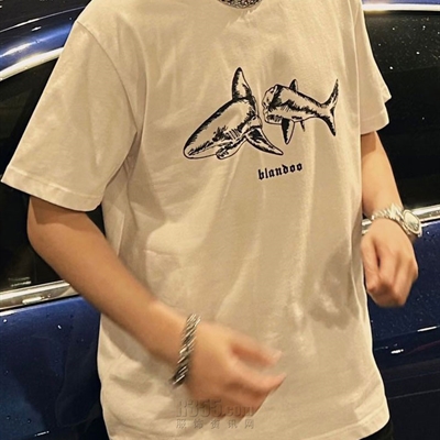 市场上装-T恤-欧货T恤