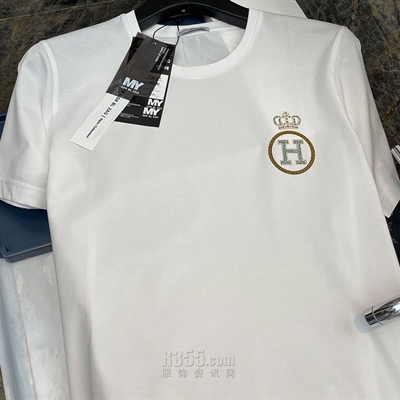 市场上装-T恤-欧货T恤