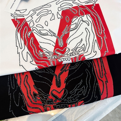 市场上装-T恤-欧货T恤