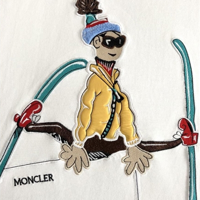 市场上装-T恤-欧货T恤