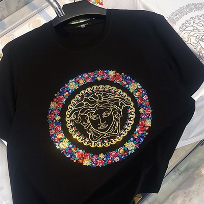 市场上装-T恤-欧货T恤