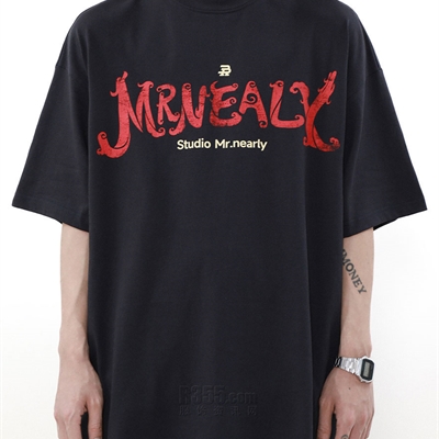 市场上装-T恤-电商T恤