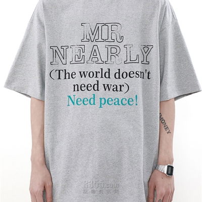 市场上装-T恤-电商T恤