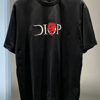 市场上装-T恤-欧货T恤