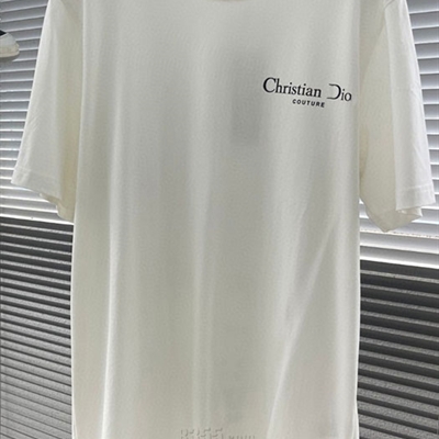 市场上装-T恤-欧货T恤