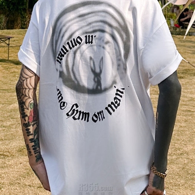 市场上装-T恤-电商T恤