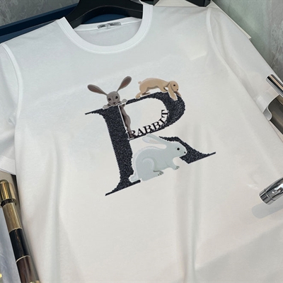 市场上装-T恤-欧货T恤