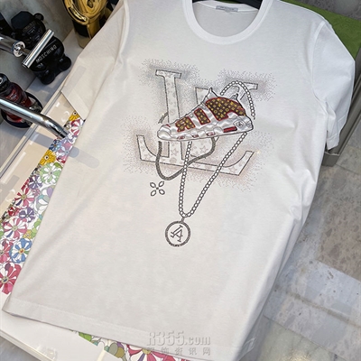 市场上装-T恤-欧货T恤