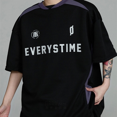 市场上装-T恤-电商T恤