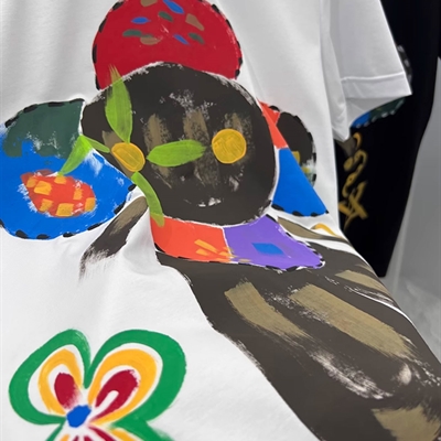 市场上装-T恤-欧货T恤