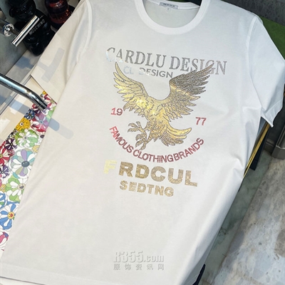 市场上装-T恤-欧货T恤