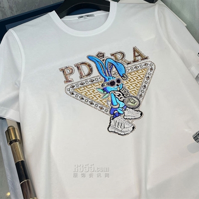 市场上装-T恤-欧货T恤