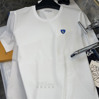 市场上装-T恤-欧货T恤