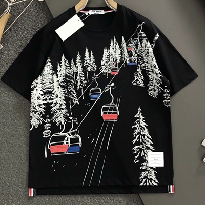 市场上装-T恤-欧货T恤