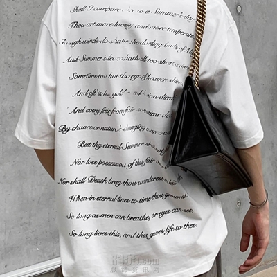 市场上装-T恤-电商T恤