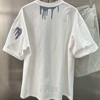 市场上装-T恤-休闲T恤