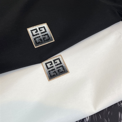 市场上装-T恤-欧货T恤