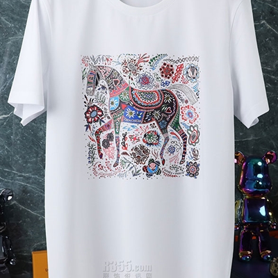 市场上装-T恤-欧货T恤