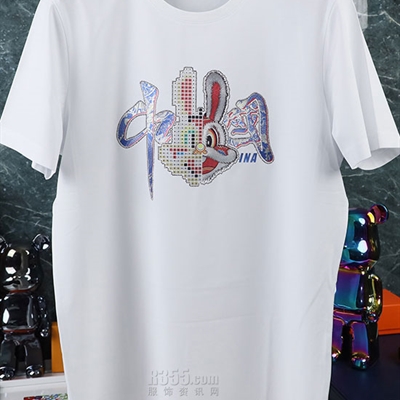 市场上装-T恤-欧货T恤